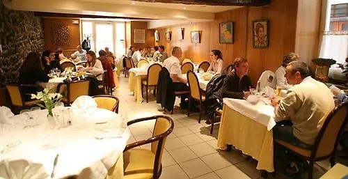 Logis - Hotel De La Mairie Embrun 3*,